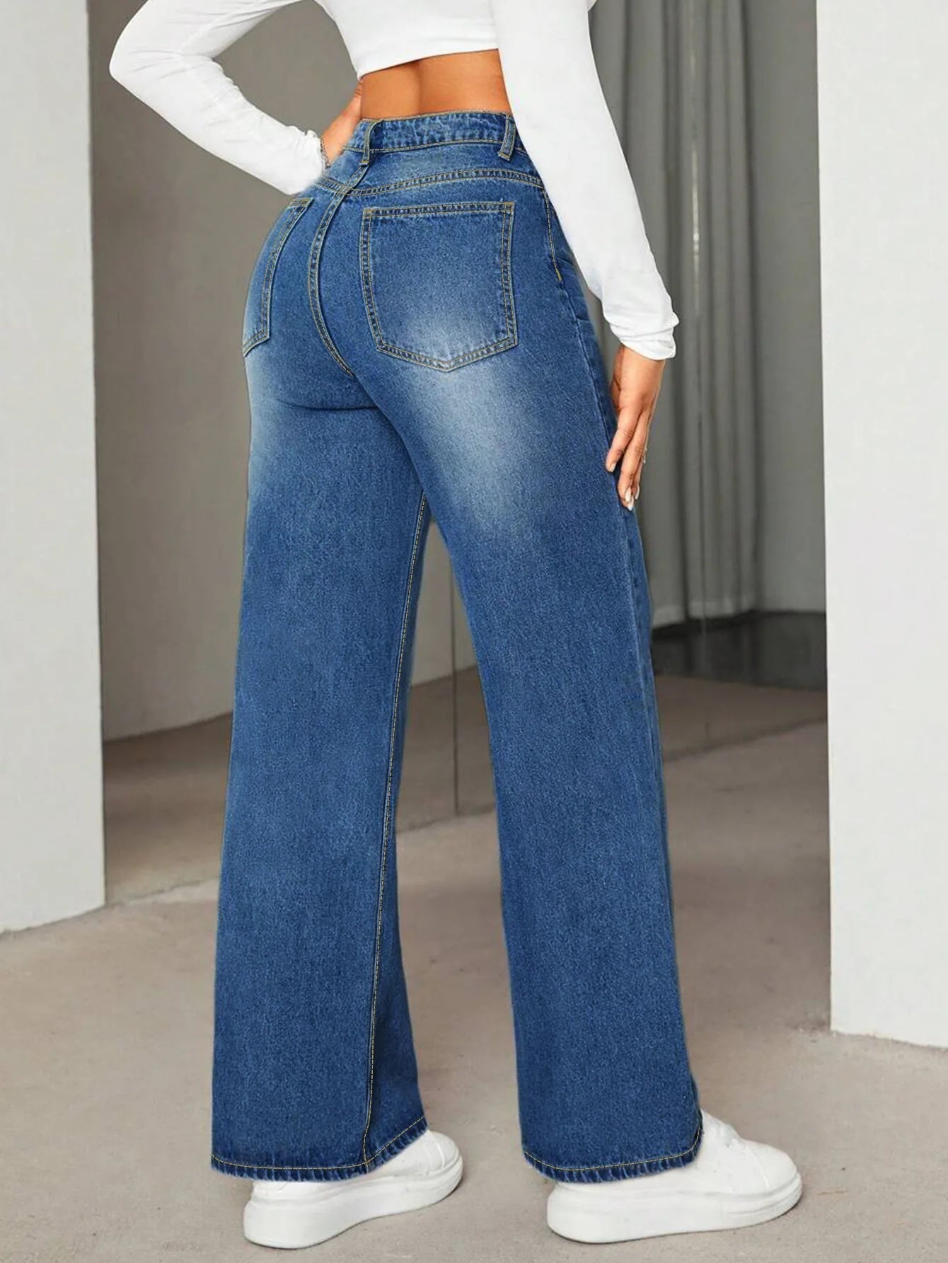 2025 Plus Size Women’s Wide-Leg Jeans – High Stretch Elastic Retro Denim Pants for Curvy Fashion