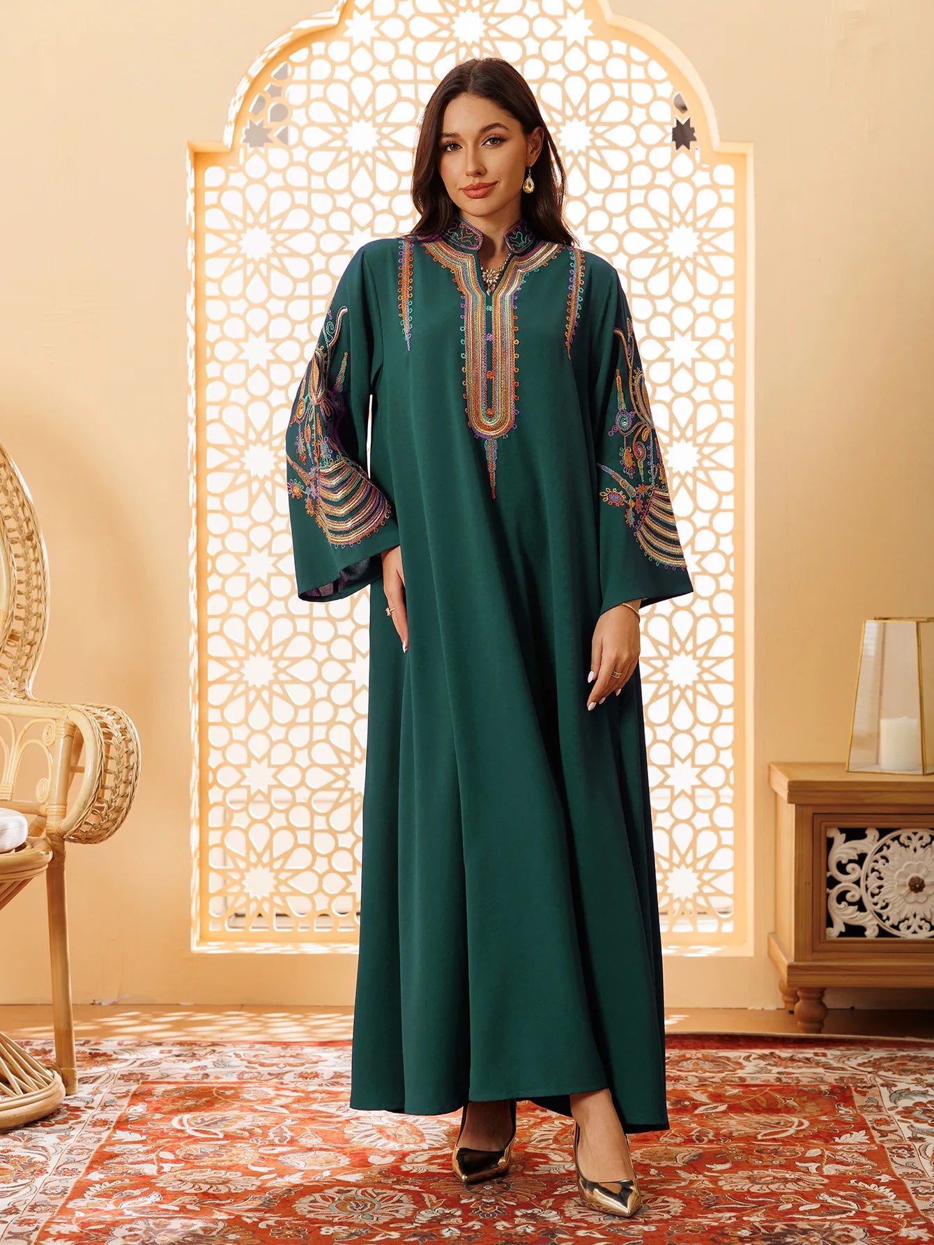 Dubai Abaya for Women – Elegant Middle Eastern Embroidered Muslim Dress, Islamic Kaftan Jalabiya, Moroccan Pullover Robe