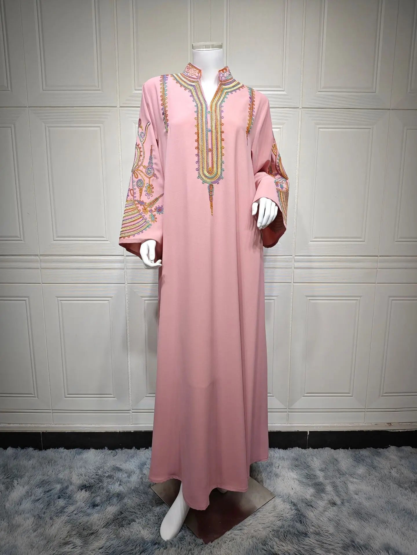 Dubai Abaya for Women – Elegant Middle Eastern Embroidered Muslim Dress, Islamic Kaftan Jalabiya, Moroccan Pullover Robe