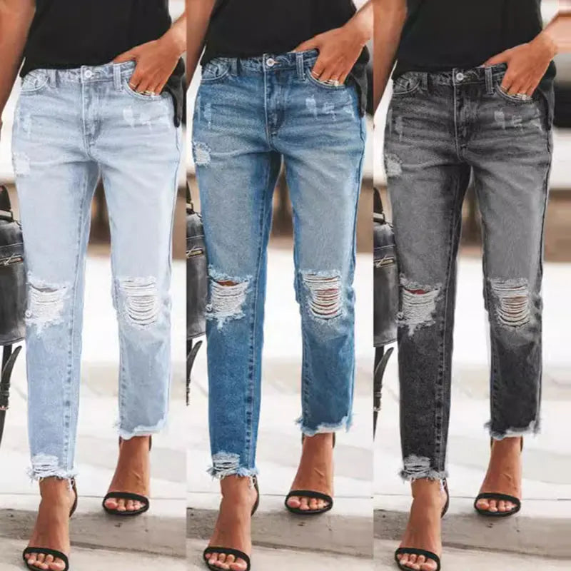 European Retro Plus Size Women’s Jeans – Mid-Waist Straight-Leg Denim Pants with Ripped Hole Design, Casual Street Fashion