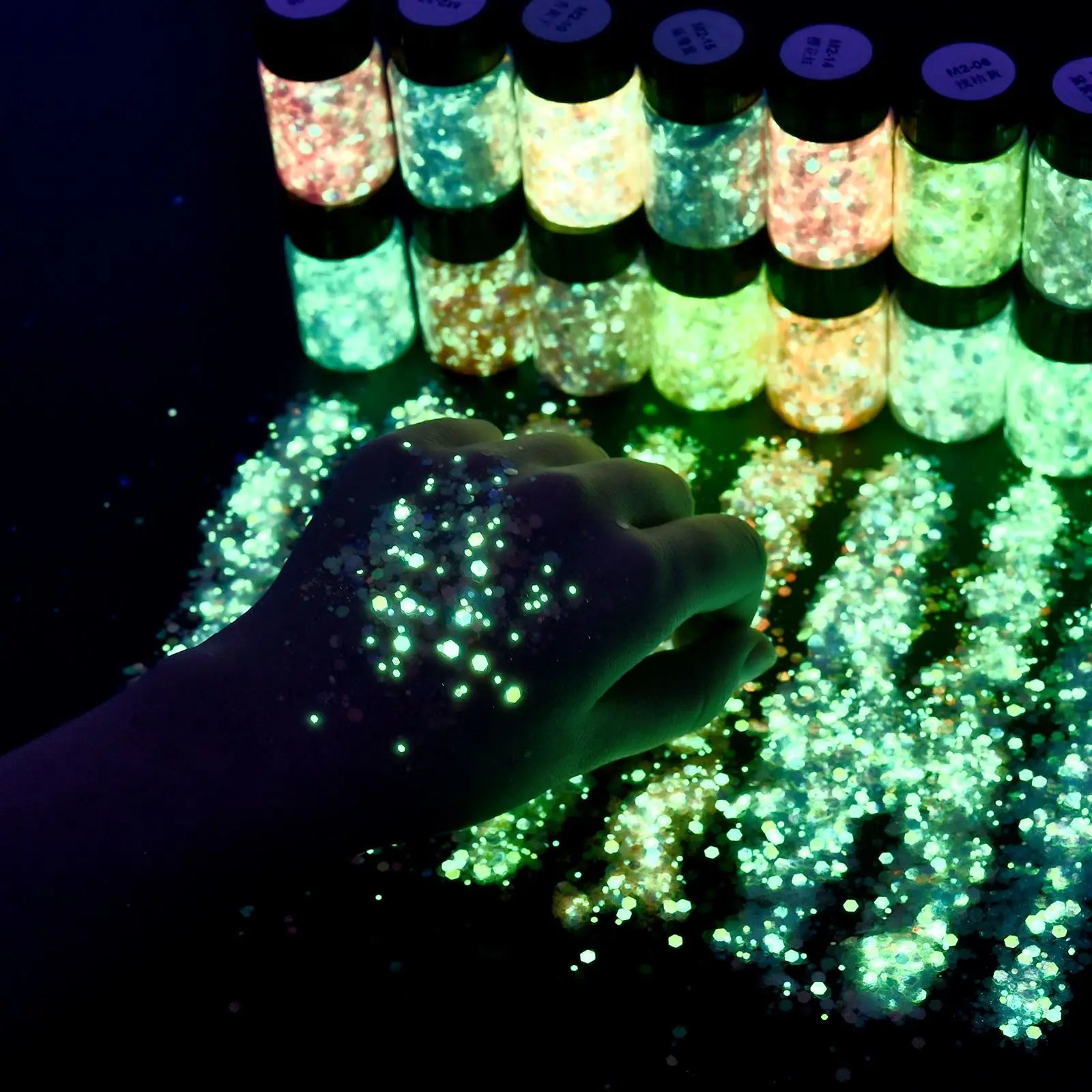 Luminous Glow-in-the-Dark Sequins – Hexagon Epoxy Resin Glitter Pigment for DIY Jewelry, Nail Art, and Silicone Mold Crafts