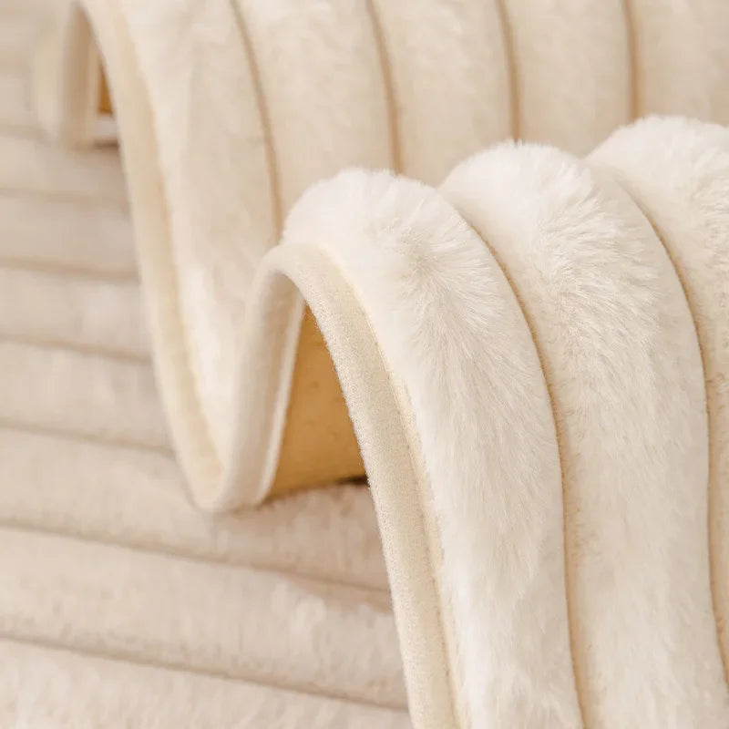 Imitation Rabbit Plush Thickened Winter Sofa Cushion Non-Slip Leather Sofa Full Cover Cover Cloth Towel