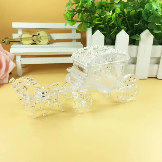 1pc Royal Carriage Statue, 3D Decorative Figurine, Elegant Home & Office Decor, Indoor/Outdoor, Plastic, No Power Required, for Living Room, Bar, Cafe, Tabletop Display